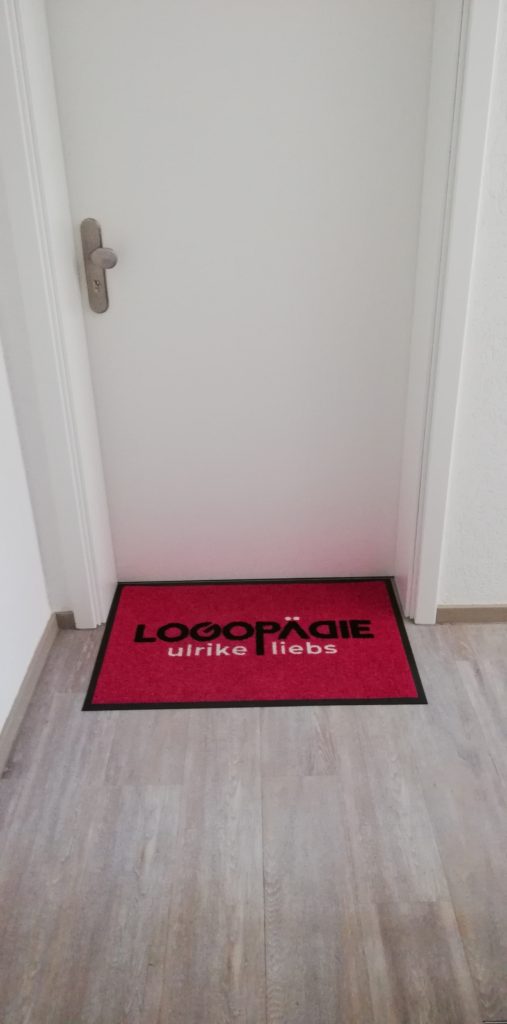 Tür Logo